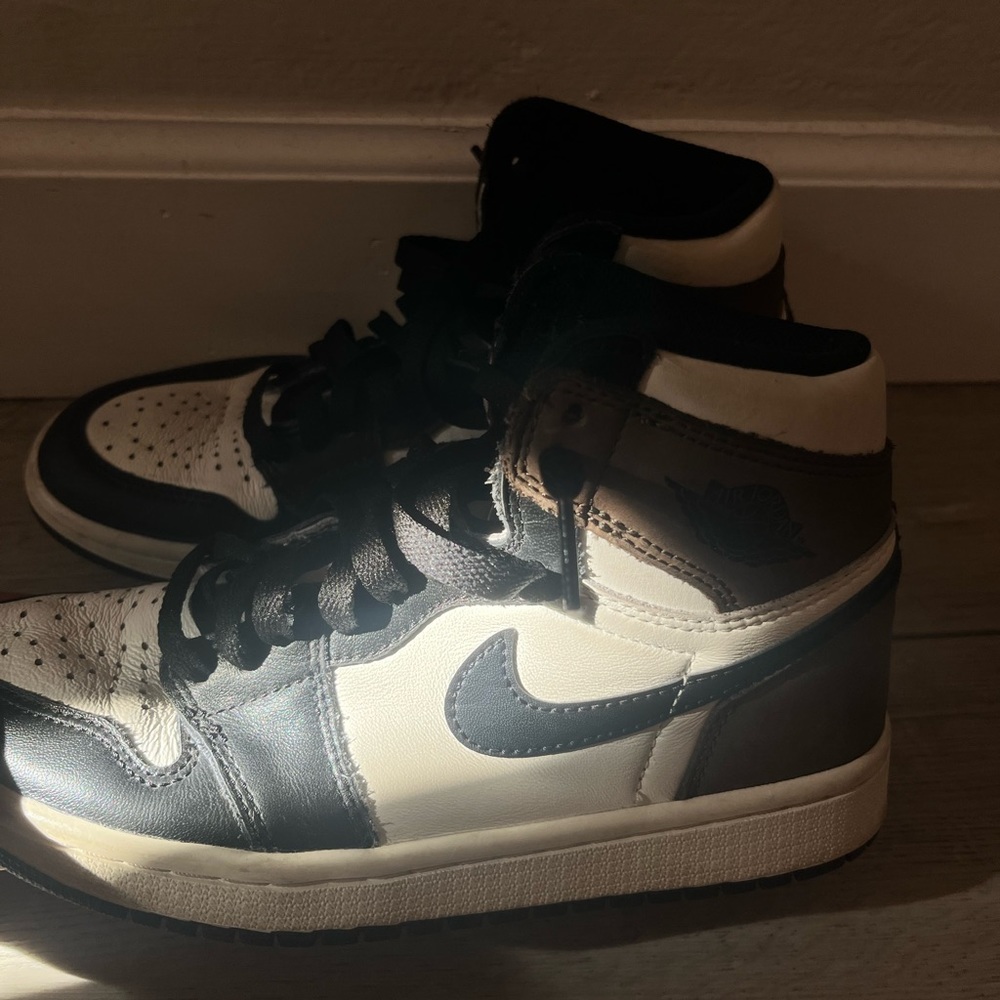 Jordan 1s ‘Mocha’
